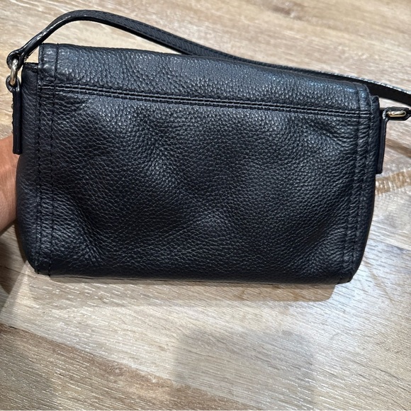 Kate Spade Black Crossbody Bag with Pebbled Leather - Picture 2 of 9